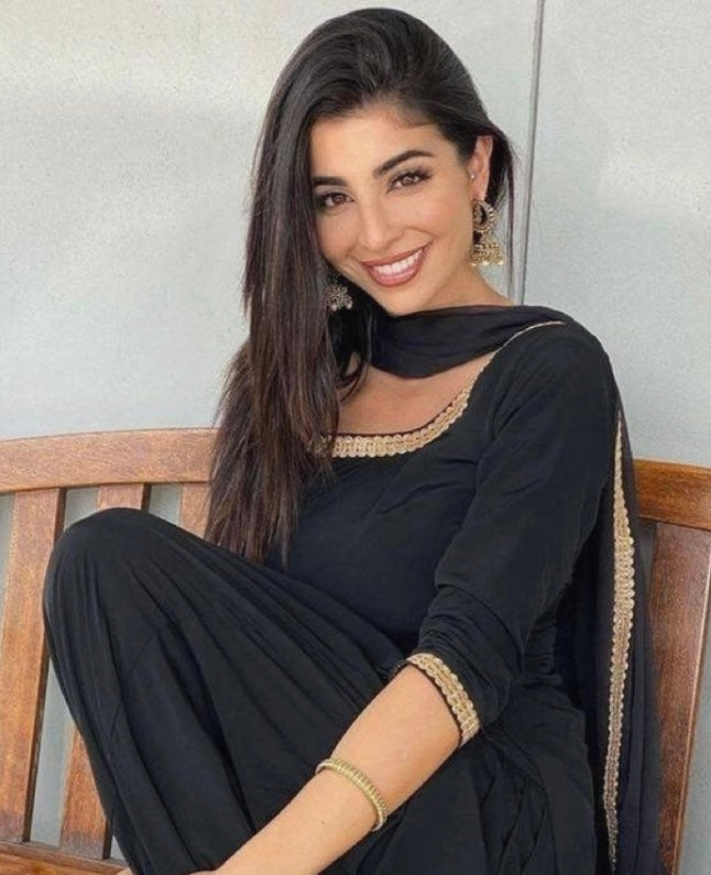 Punjabi suit